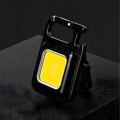 Imagem de Lanterna LED COB Recarregável com Chaveiro e Abridor