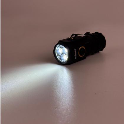 Imagem de Lanterna LED Recarregável Preta portátil Bateria de Lítio LE-8329 Com Imã 2000 lumens