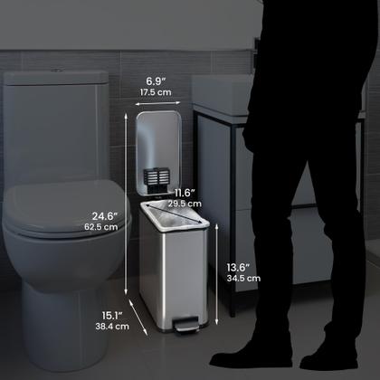 Imagem de Lata de lixo iTouchless SoftStep 11,4 L com tampa de aço inoxidável