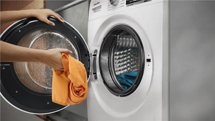 Imagem de Lava e Seca Brastemp 10kg/6kg branca com Smart Sensor e Triplo Vapor - BNC10AB