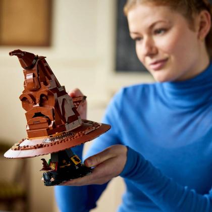 Imagem de Lego chapéu Seletor Falante Harry Potter 561 Peças - 76429