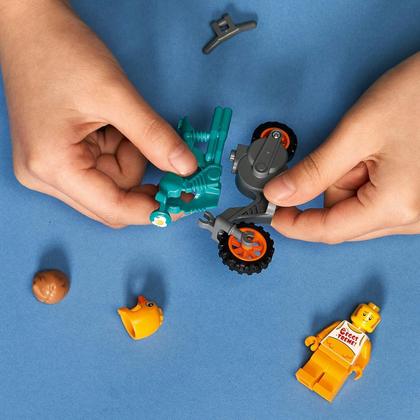 Imagem de Lego city chicken stunt bike 10 peças 60310