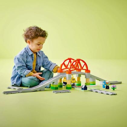 Imagem de Lego DUPLO Conjunto de Expansão de Ponte e Trilhos de Trem 10426