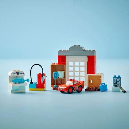 Imagem de Lego Duplo Disney Visita de McQueen à Garagem do Doc 10456 - 35 Peças