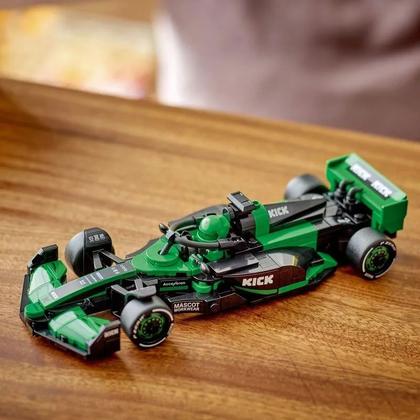 Imagem de Lego Formula 1 Speed Champions Modelo 77247 Carro de Corrida KICK Sauber F1 Team C44