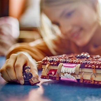 Imagem de LEGO Harry Potter- O Livro Monstruoso dos Monstros 76449