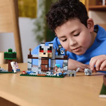 Imagem de Lego Minecraft A Fortaleza dos Lobos 312 Peças 21261