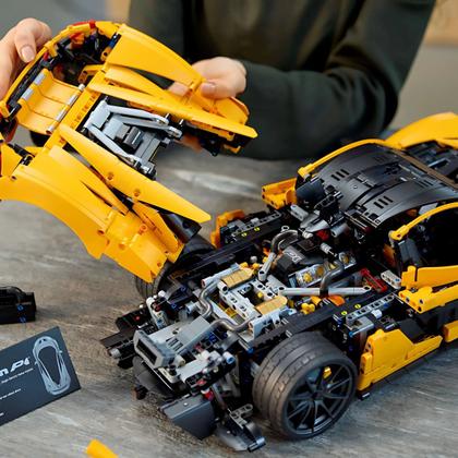 Imagem de Lego Technic Carro Mclaren P1 3893 Peças - 42172