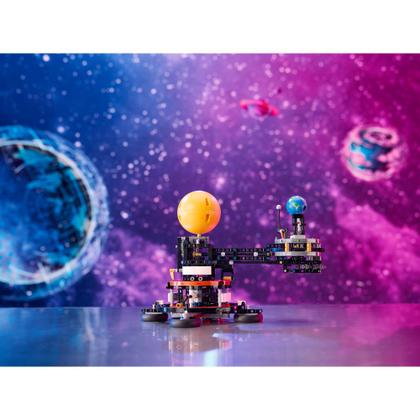 Imagem de Lego Technic Planeta Terra e Lua em Orbita 42179 com 526pcs