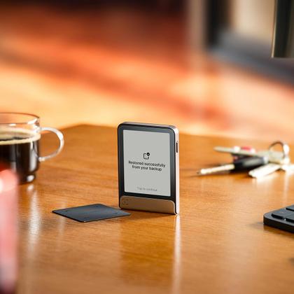 Imagem de Leitor de livros eletrônicos Ledger Flex Bitcoin Edition Wallet