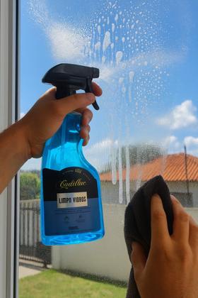 Imagem de Limpa Vidro Spray 500ml Cadillac