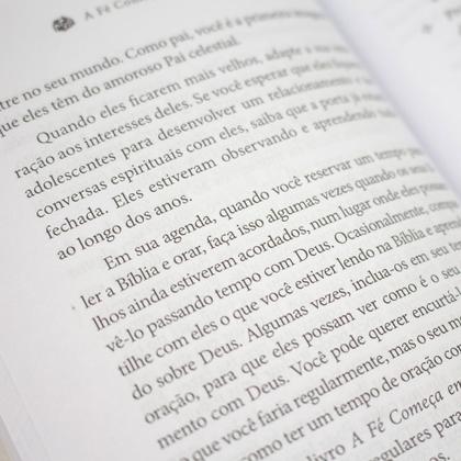 Imagem de Livro: A Fé Começa Em Casa - Pai  Série Fé No Lar  Mark Holmen - UDF