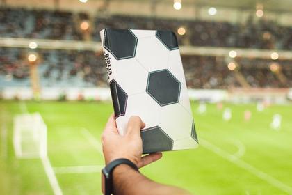 Imagem de Livro - Bíblia NVI Slim, Capa luxo preto e branco, Futebol