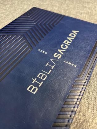 Imagem de Livro - Bíblia Sagrada King James - ULTRAFINA SLIM - Azul