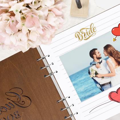 Imagem de Livro de visitas de casamento Creawoo Wooden com placa de mesa, caneta e suporte