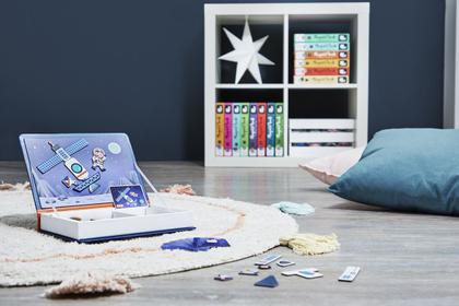 Imagem de Livro Magnético Infantil Brinquedo Didático Em Madeira Com Diversos Temas