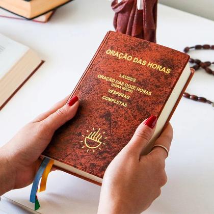 Imagem de Livro Oração das Horas : Laudes Hora Média Vésperas e Completas - Encadernado