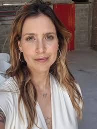 Imagem de Livro - Rita Lee mora ao lado