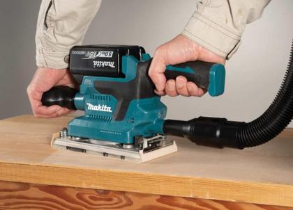 Imagem de Lixadeira Orbital à Bateria 18V com Base Retangular Makita - DBO380Z