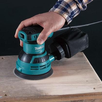 Imagem de Lixadeira Rotorbital Makita M9204B 125mm 240W 220V
