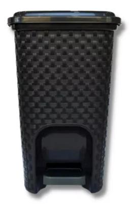 Imagem de Lixeira 7 Litros Rattan Com Pedal Montada PRETO 25738PM Arqplast