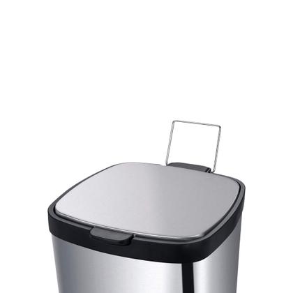 Imagem de Lixeira com Pedal e Balde Frame 6 Litros Aço Inox Escovado 29x2 Brinox - 3064/101
