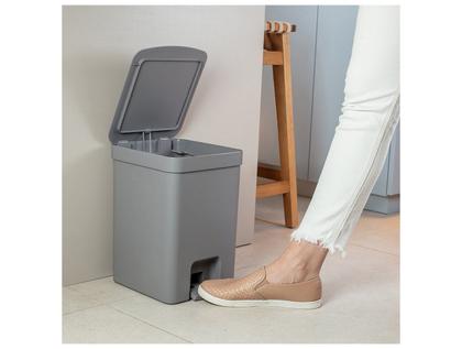 Imagem de Lixeira com Pedal Trium 12 L Chumbo Ou