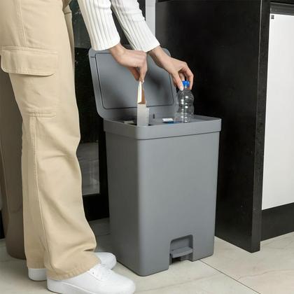 Imagem de Lixeira de Pedal Trium 30L Duplo Compartimento LX4350 - Ou
