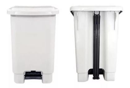 Imagem de Lixeira Hospital Branca Com Pedal 50l Com Saco De Lixo Kit 3
