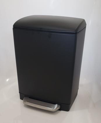 Imagem de Lixeira inox com pedal retangular  Slim Black Matte 6 litros