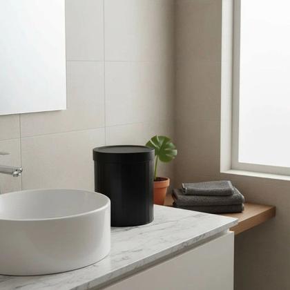 Imagem de Lixeira para Pia de 2,5 Litros Preta Xplast Home