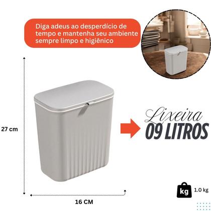 Imagem de Lixeira Plástica Suspensa com Tampa  9 Litros, Sem Furos, Ideal para Cozinha com Suporte de Parede e Porta