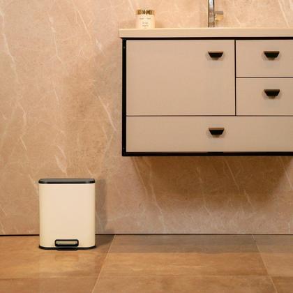 Imagem de Lixeira Retangular 5L com Pedal e Cesto GhelPlus Tampa Inox Escovado