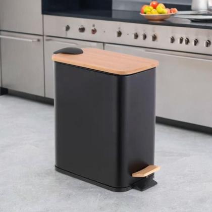 Imagem de Lixeira retangular de metal c/pedal tampa em bambu preta 5l - Lyor