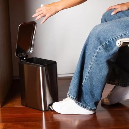 Imagem de Lixeira Soft Close 5 Litros Aço Inox Com Pedal Balde Cesto Removível Slim Para Banheiro Lavabo Cozinha