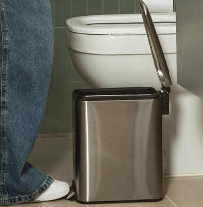 Imagem de Lixeira Soft Close 5 Litros Aço Inox Com Pedal Balde Cesto Removível Slim Para Banheiro Lavabo Cozinha