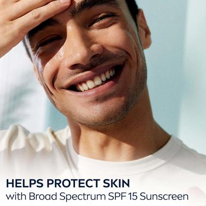 Imagem de Loção facial Nivea Men Maximum Hydration SPF 15 75mL, pacote com 4