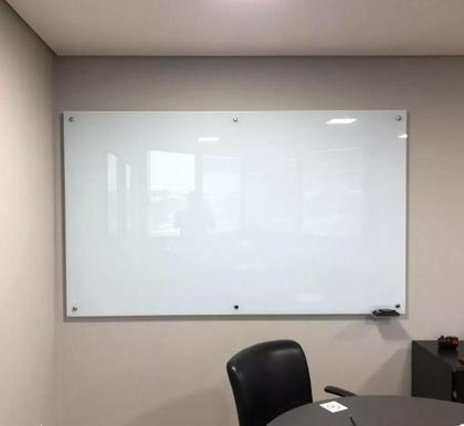 Imagem de Lousa De Vidro Quadro Branco 1,50 X 1,20 C/ Suporte E Kit