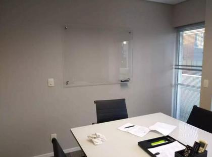 Imagem de Lousa De Vidro Quadro Incolor 3,00 X 1,20 Kit Instalação e Manual