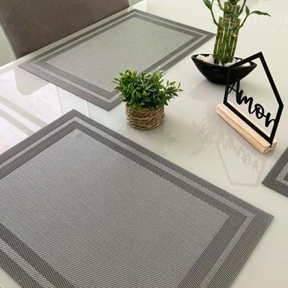 Imagem de Lugar Americano Retangular Mesa PVC Preto Executivo 30x45cm Em Casa Tem