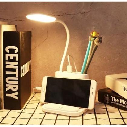 Imagem de Lumaria e carrregador e porta Lapis em uma única luminaria,  ÓTIMO CUSTO