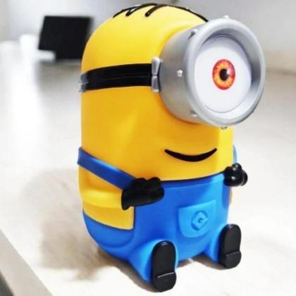 Imagem de Luminária Abajur De Mesa Minion Stuart  Amarelo Bivolt