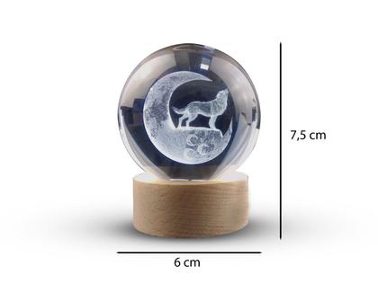 Imagem de Luminária Abajur Globo Vidro Lobo LED USB Enfeite Decorativo Esfera Vidro de 3D Base de Madeira