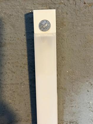 Imagem de Luminária Barra Led C/ Sensor Presença Spot Armários Quarto