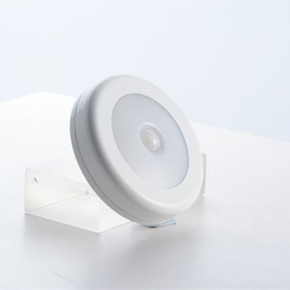 Imagem de Luminária Com Sensor De Movimento Com 6 Led Ímã Para Armario ou Escada Sem Fio