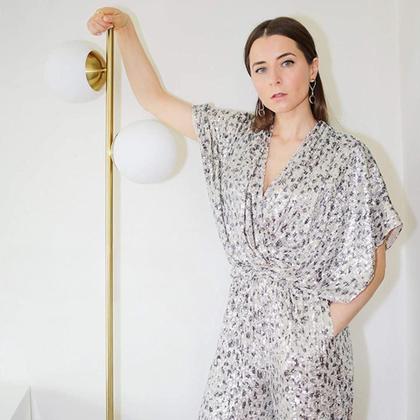 Imagem de Luminária de Chão 162cm Jabuticaba 2 Globos Vidro Dourada Pedestal Coluna Piso Gimpo KJTD-710-GOLD