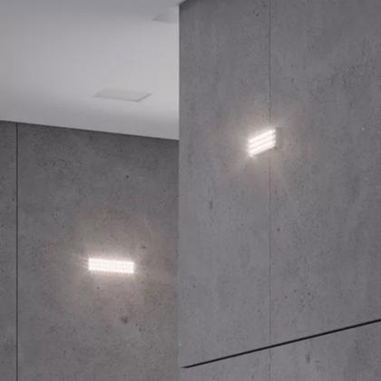 Imagem de Luminária de Emergência Lâmpada 30 Leds 6000K Luz Branca Fria Forte Portátil Recarregável Bivolt 1W