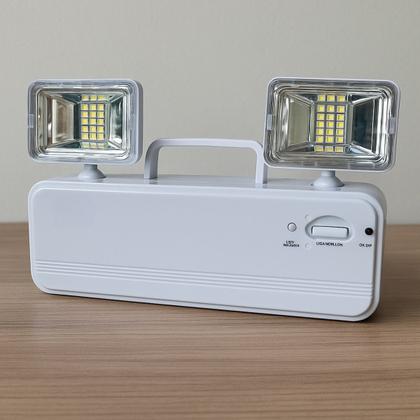 Imagem de Luminária de Emergência Luz Led 7500k Ajustável 360
