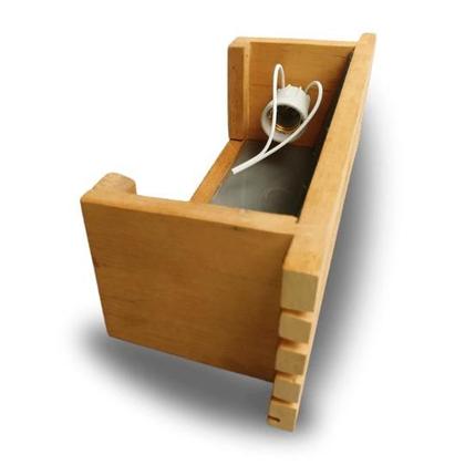 Imagem de Luminária de Madeira com Visor de Vidro para Sauna Seca