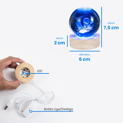 Imagem de Luminaria De Mesa Projetor LED 3D Decoração Base De Madeira